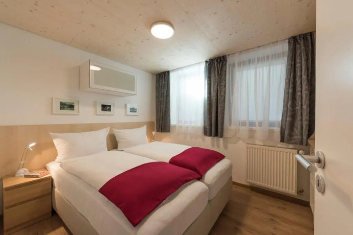 Room 2 of 12