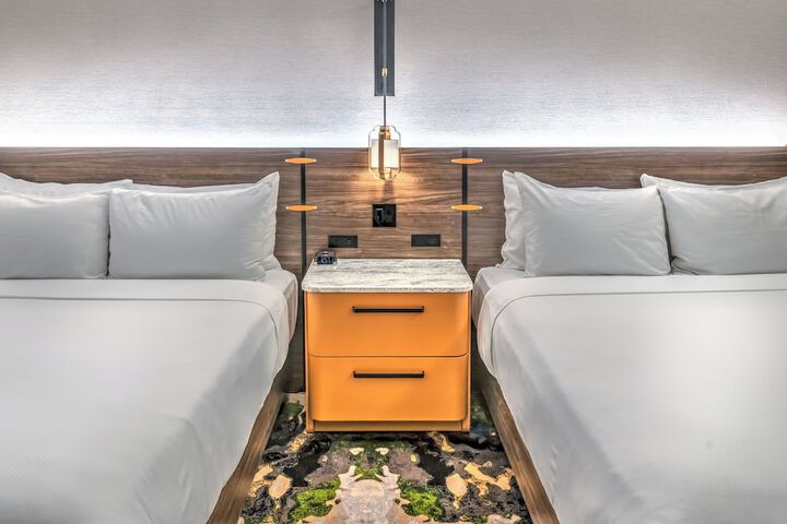 Premier 2 Queen Beds (8 of 9)