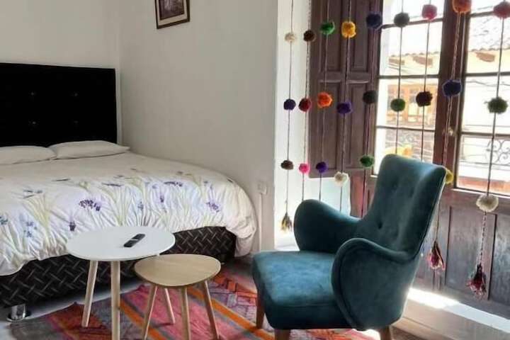Room 11 of 17