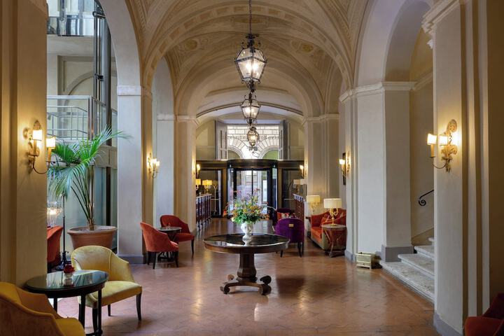 Guest Lobby