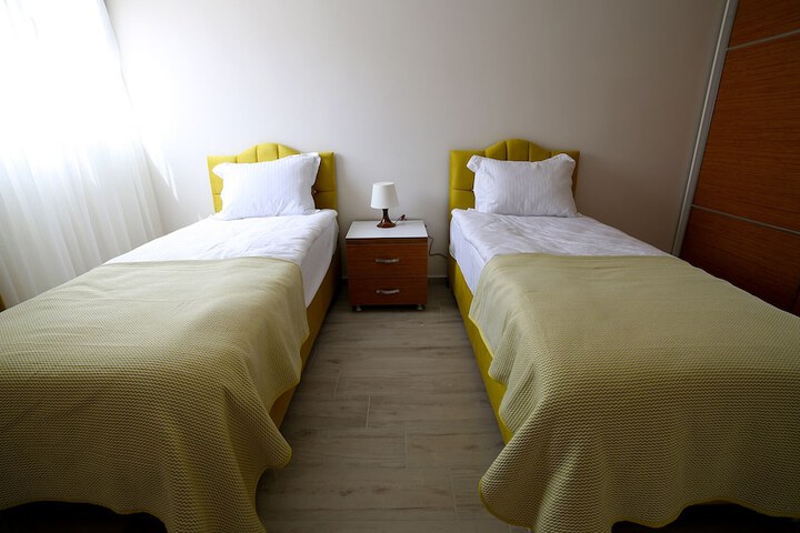 Room 60 of 74