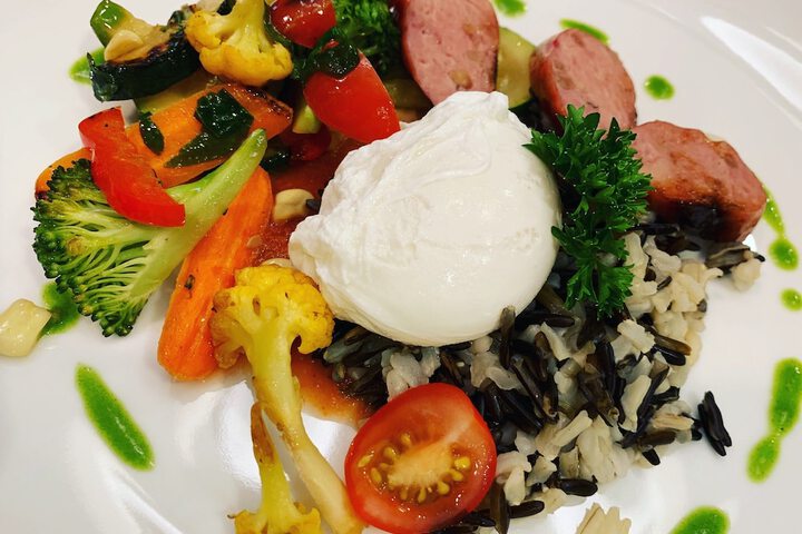 Breakfast/Coffee Service 100 of 161