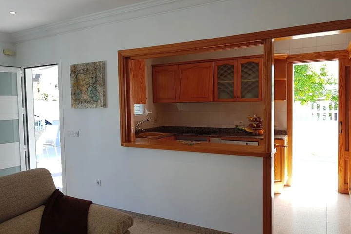 Room 3 of 20