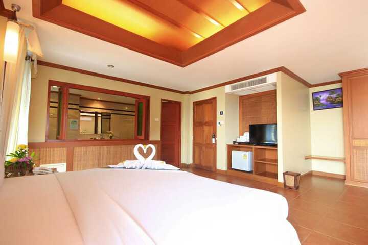 Room 18 of 79