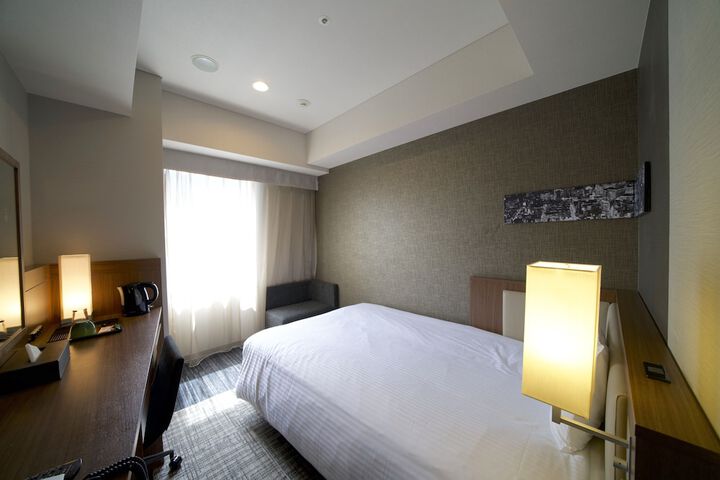Room 8 of 55