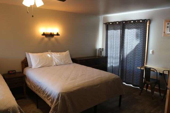 Room 11 of 87