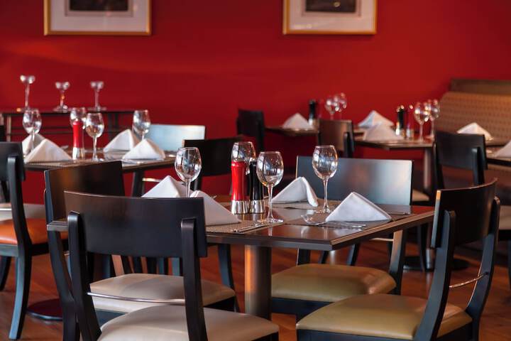 Dining 42 of 67