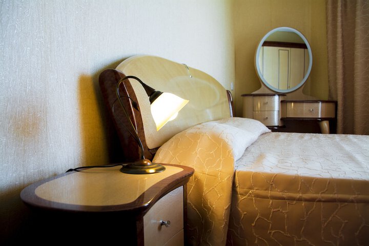 Room 17 of 45