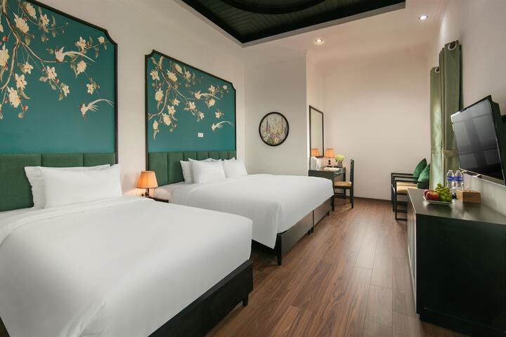 Room 5 of 47