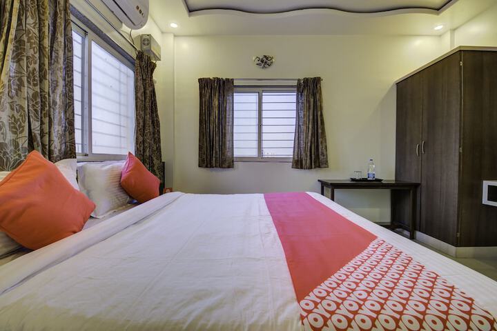 Room 16 of 20