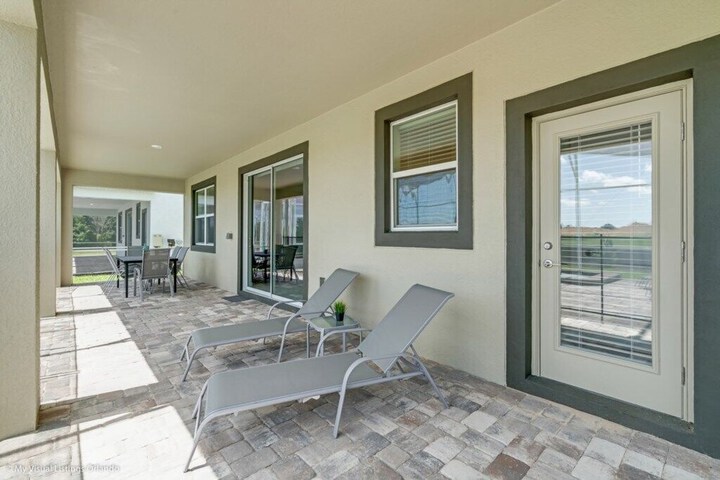 Terrace/Patio 30 of 77