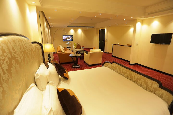 Room 26 of 52