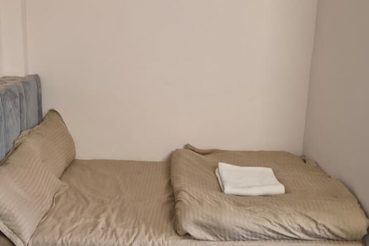 Room 36 of 72