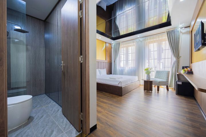 Room 20 of 32