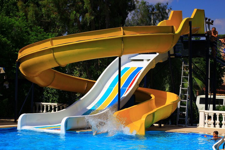 Pool 44 of 64