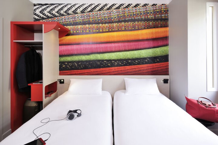 Room 73 of 160