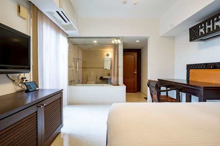 Room 55 of 127