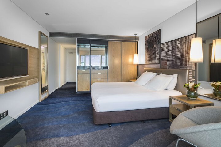Room 21 of 110