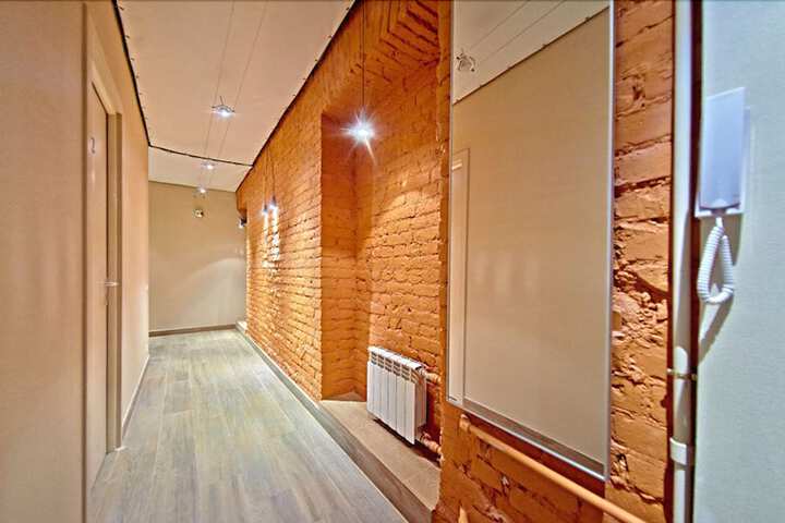 Ballroom/Hall 11 of 21