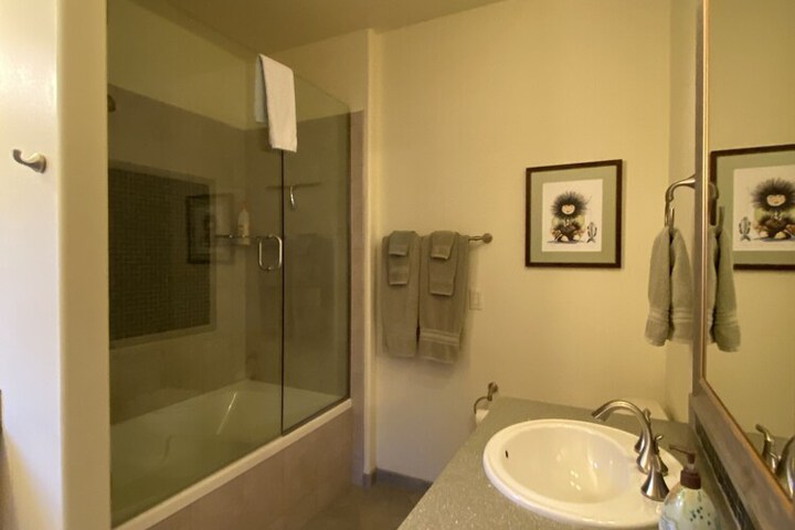 Room 51 of 91