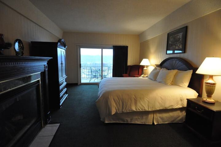 Room 14 of 34