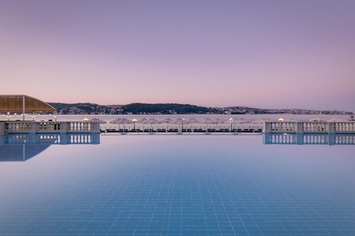 Pool 179 of 318