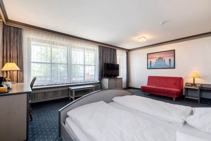Room 5 of 45