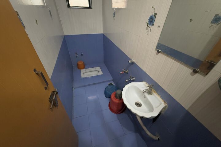 Room 55 of 72