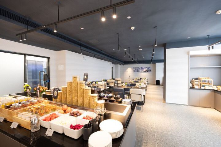 Zunyi meeting site T-shaped mouth light hotel