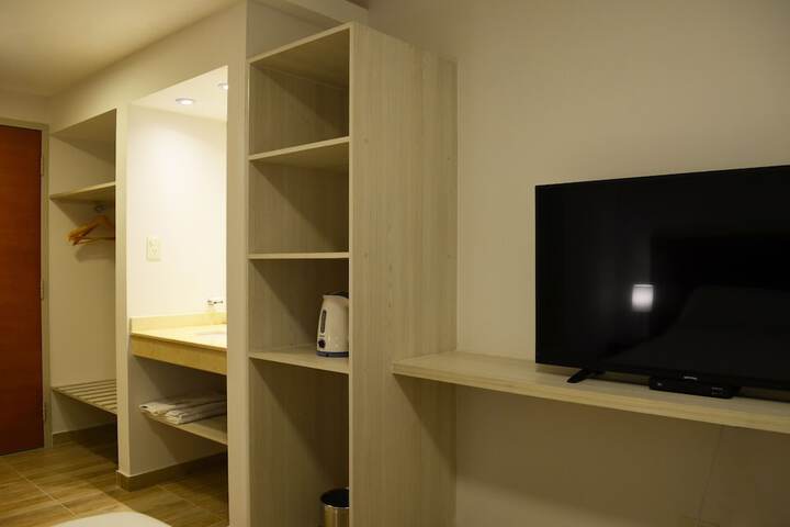 Room 17 of 47