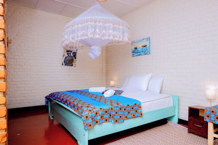 Room 55 of 144