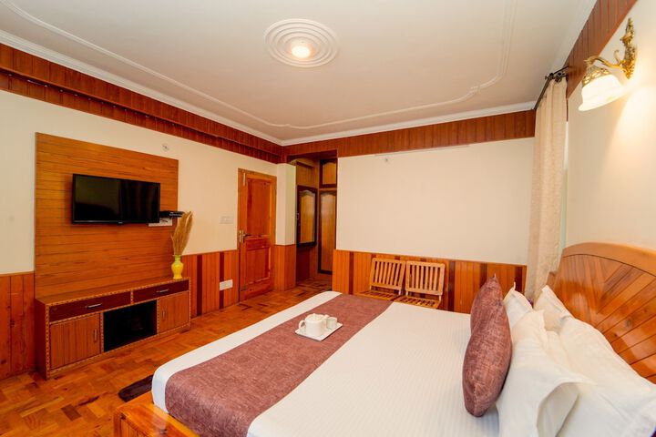 Room 2 of 24