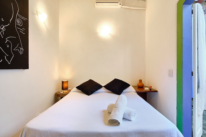 Room 34 of 139