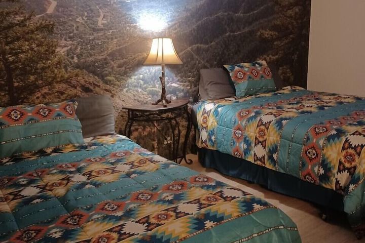 Room 5 of 45