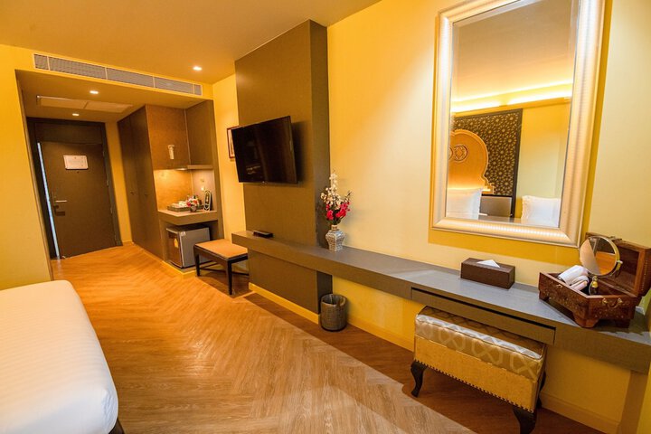 Room 32 of 129