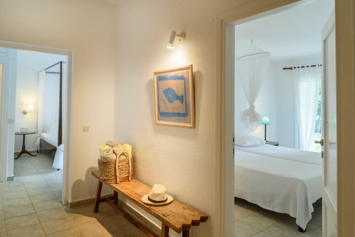 Room 15 of 72