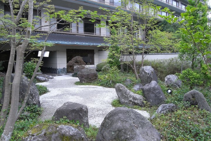 Hotel Exterior 63 of 65