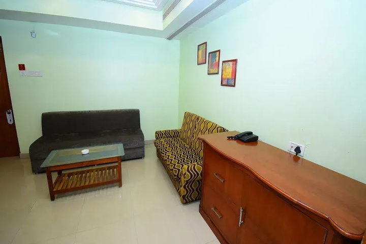 Room 14 of 22