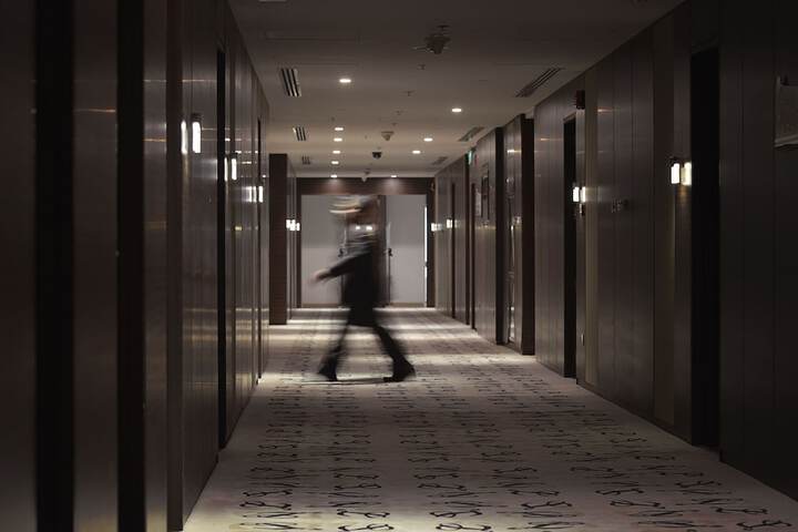 Ballroom/Hall 39 of 48