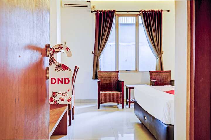 Room 26 of 33