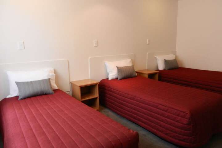 Room 13 of 114