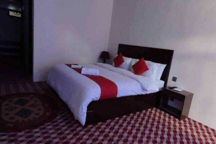 Room 9 of 41