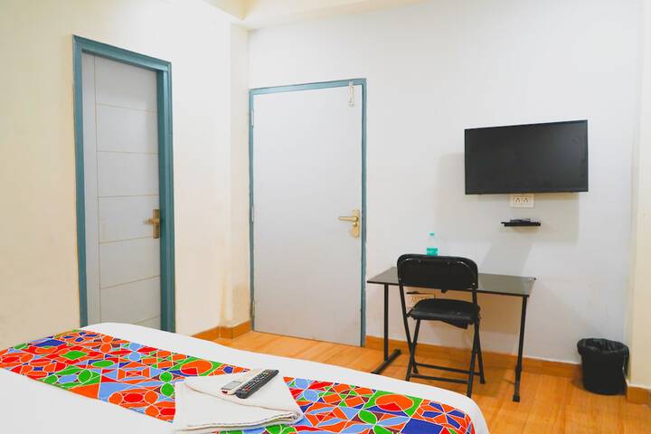 Room 7 of 11