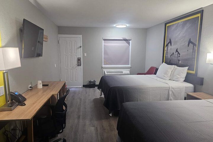 Room 18 of 31