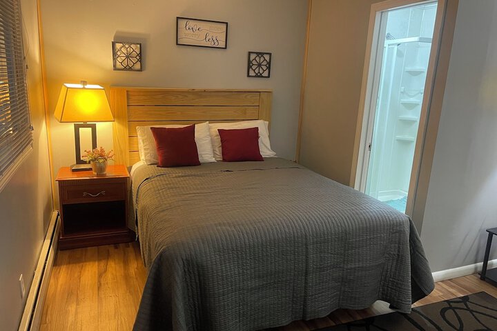 Room 13 of 36