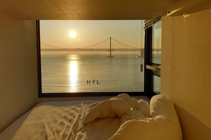 Room 14 of 72