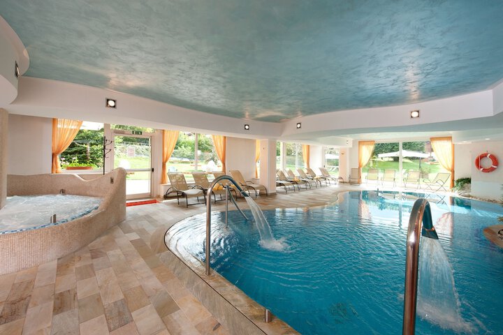 Pool 22 of 50