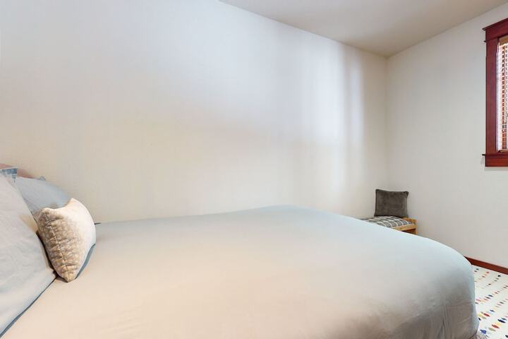 Room 14 of 64