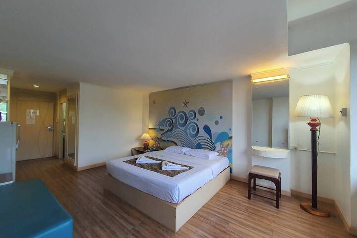 Room 79 of 147