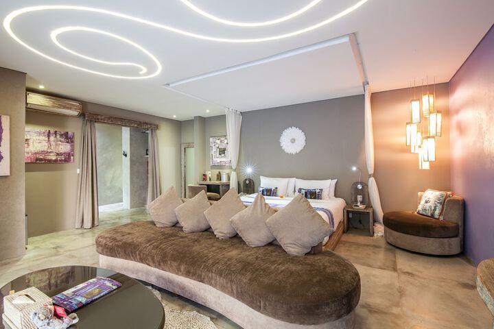 Room 46 of 227